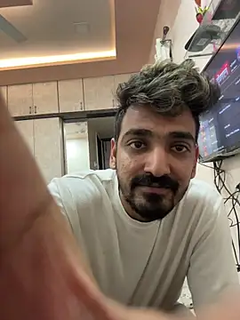 Snapshot of hornyguy271192 chatting on December 17, 4:35 pm hornyguy271192 online show from December 17, 4:35 pm