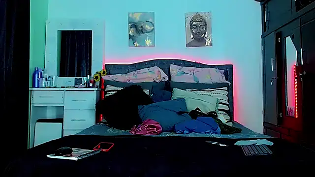 Liamscott  online show from September 15, 9:15 pm