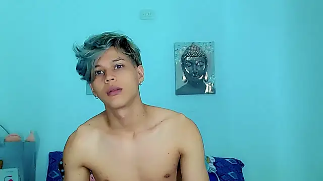 Liamscott  online show from January 7, 3:25 pm