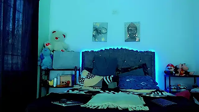 Liamscott  online show from March 6, 7:54 pm