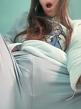 Snapshot of rossana99_ chatting on October 19, 1:56 pm rossana99 online show from October 19, 1:56 pm