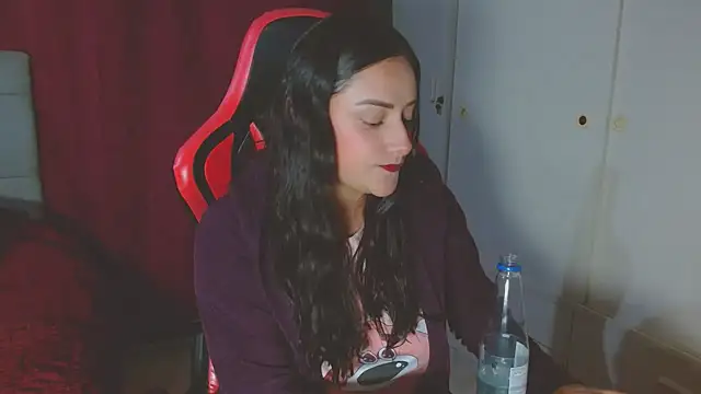 Snapshot of Noamartin_ chatting on January 8, 12:13 am Noamartin online show from January 8, 12:13 am