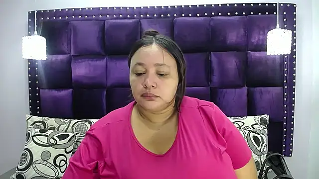 Snapshot of CrushOnMe_ chatting on February 16, 12:32 pm CrushOnMe online show from February 16, 12:32 pm