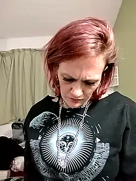 Snapshot of renegade_vyxxen chatting on March 13, 5:00 am renegade vyxxen online show from March 13, 5:00 am