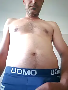 Sexbois1985 online show from May 28, 6:38 pm