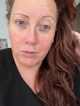 Snapshot of xsexycurvymilf chatting on January 14, 9:15 am xsexycurvymilf online show from January 14, 9:15 am