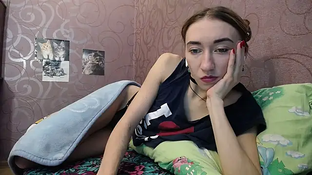 Fire  Foxx online show from December 15, 7:57 am