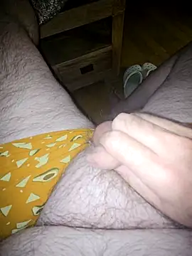 Snapshot of hotdog4you2 chatting on September 13, 9:47 pm hotdog4you2 online show from September 13, 9:47 pm