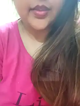 Snapshot of _Redwine_ chatting on February 14, 5:03 pm Redwine online show from February 14, 5:03 pm