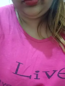 Snapshot of _Redwine_ chatting on March 8, 3:02 pm Redwine online show from March 8, 3:02 pm