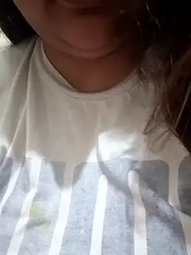 Snapshot of _Redwine_ chatting on March 12, 11:44 pm Redwine online show from March 12, 11:44 pm