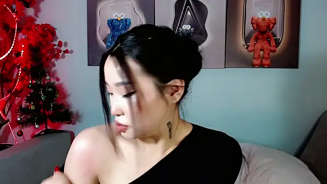 Snapshot of ichiben chatting on January 1, 3:03 pm ichiben online show from January 1, 3:03 pm