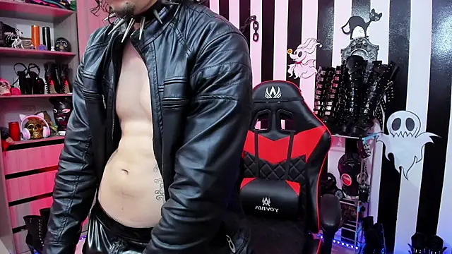 daven56 online show from March 17, 4:33 pm