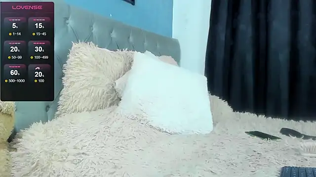 nikkita ubba online show from December 1, 10:32 pm