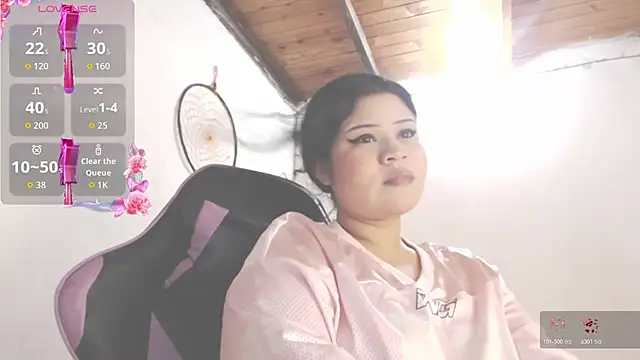 Snapshot of Amara18_ chatting on February 5, 7:07 pm Amara18 online show from February 5, 7:07 pm