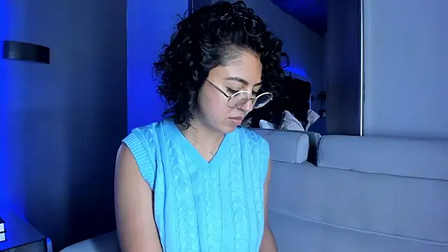 Amareto  online show from March 3, 2:15 pm