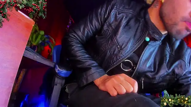 LatinMilk  online show from November 29, 2:47 am