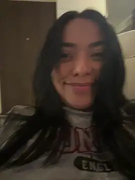 PetitLumiere online show from December 30, 5:26 am