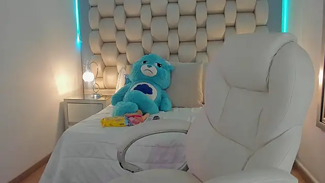 Helleamazing online show from January 12, 6:39 am