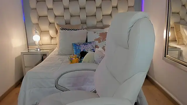 Helleamazing online show from January 31, 4:58 am