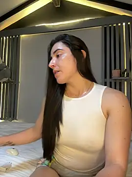 Snapshot of Victoria-And1 chatting on March 18, 1:53 am Victoria-And1 online show from March 18, 1:53 am