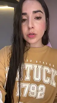 Snapshot of Victoria-And1 chatting on October 30, 1:51 am Victoria-And1 online show from October 30, 1:51 am