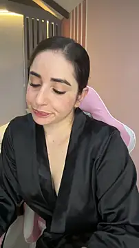 Snapshot of Victoria-And1 chatting on November 14, 1:26 am Victoria-And1 online show from November 14, 1:26 am