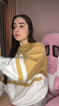 Snapshot of Victoria-And1 chatting on November 20, 1:50 am Victoria-And1 online show from November 20, 1:50 am