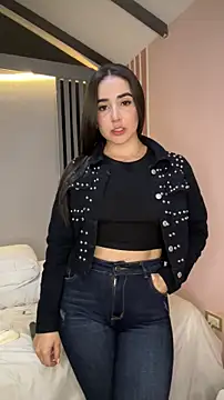 Snapshot of Victoria-And1 chatting on November 30, 2:48 am Victoria-And1 online show from November 30, 2:48 am