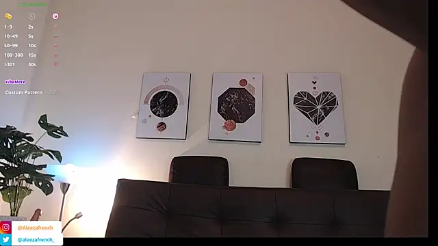 AleezaFrench online show from February 23, 1:42 pm