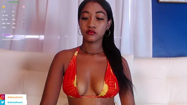 AleezaFrench online show from February 26, 5:07 pm