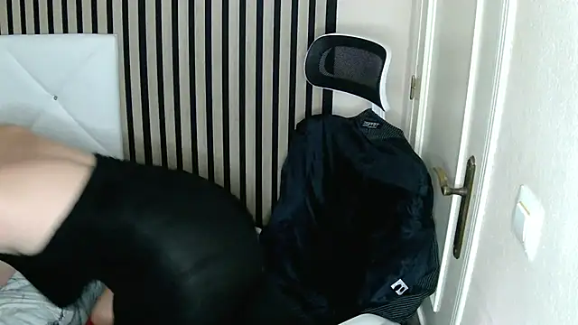 xxNoeliaxx online show from March 21, 1:56 pm