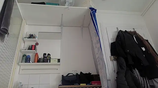 molozeb online show from January 13, 1:05 pm