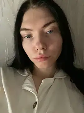 Lisaaa Alisa online show from March 6, 7:43 pm