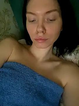 Lisaaa Alisa online show from November 12, 4:35 am