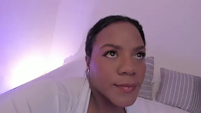 Sexyshantal  online show from October 28, 7:27 pm