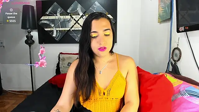 Snapshot of SARAMISHA chatting on February 24, 6:58 pm SARAMISHA online show from February 24, 6:58 pm
