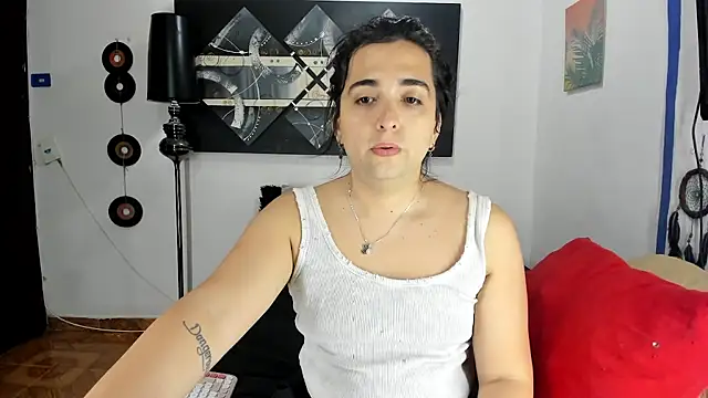 Snapshot of SARAMISHA chatting on September 30, 11:10 pm SARAMISHA online show from September 30, 11:10 pm