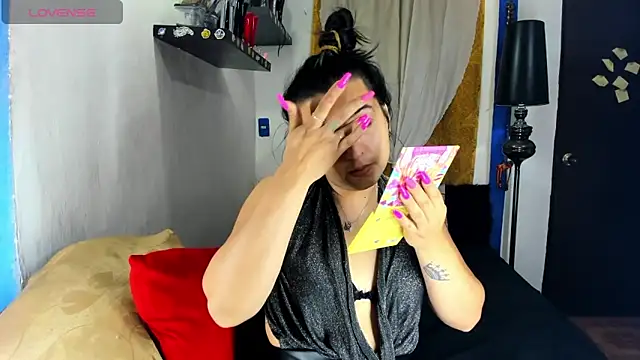 Snapshot of SARAMISHA chatting on October 21, 11:49 pm SARAMISHA online show from October 21, 11:49 pm