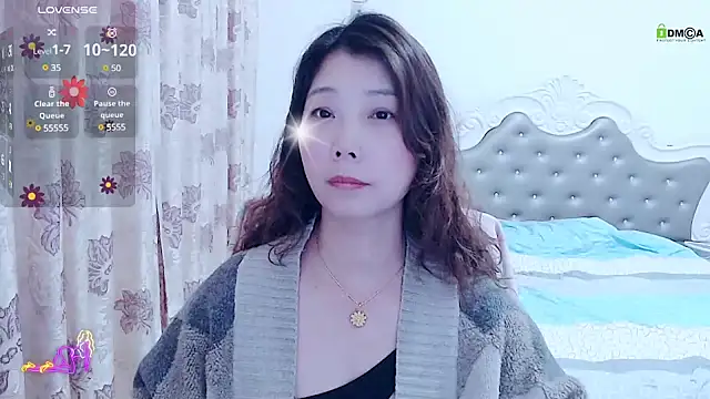 -Shirleyni  online show from March 19, 9:38 am