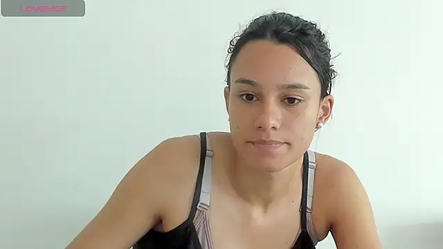 Snapshot of SamanthaWatson chatting on February 7, 5:07 pm SamanthaWatson online show from February 7, 5:07 pm