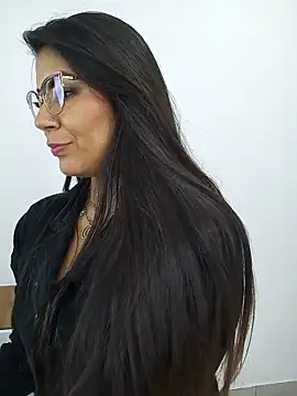 Luna Dumont online show from May 14, 11:17 am
