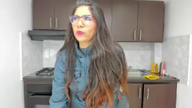 Luna Dumont online show from May 19, 11:16 am