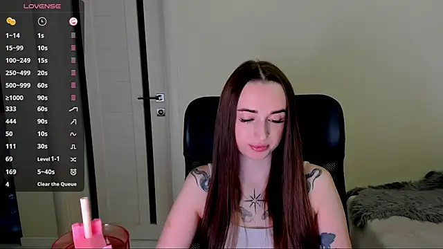 Kimmberr online show from November 30, 2:48 am