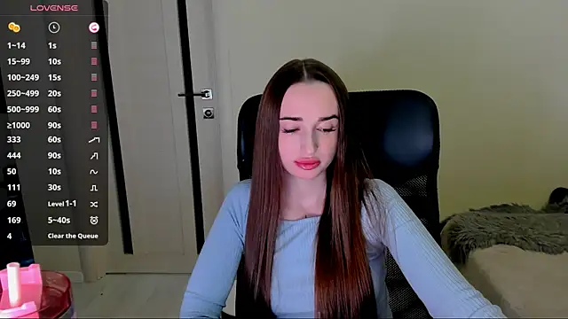 Snapshot of Kimmberr chatting on December 22, 2:19 am Kimmberr online show from December 22, 2:19 am