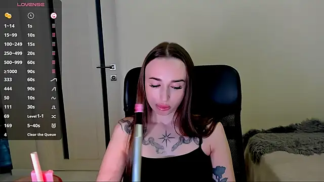 Snapshot of Kimmberr chatting on January 9, 3:20 am Kimmberr online show from January 9, 3:20 am