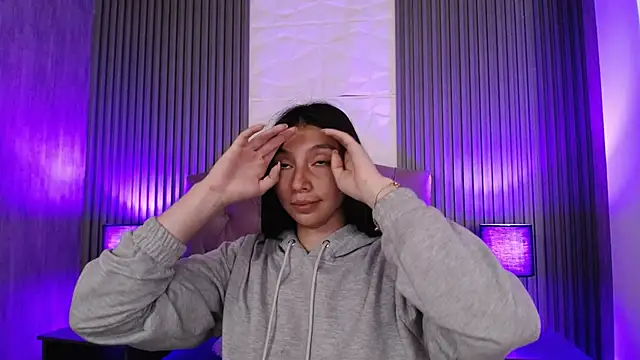 kendall saenz online show from January 24, 7:18 pm