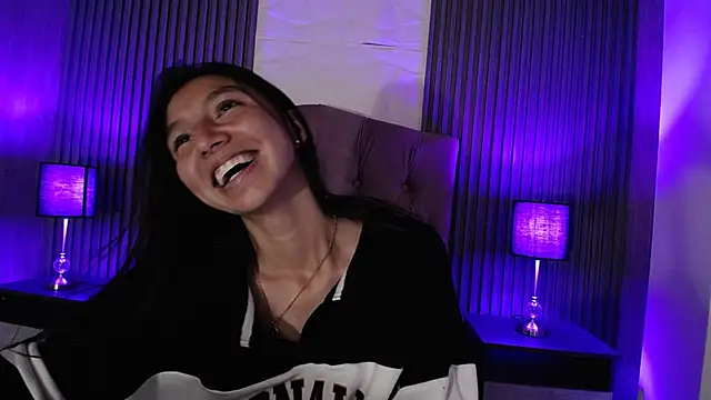 kendall saenz online show from January 30, 10:30 pm