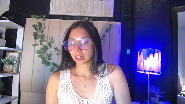 kendall saenz online show from September 25, 7:39 pm