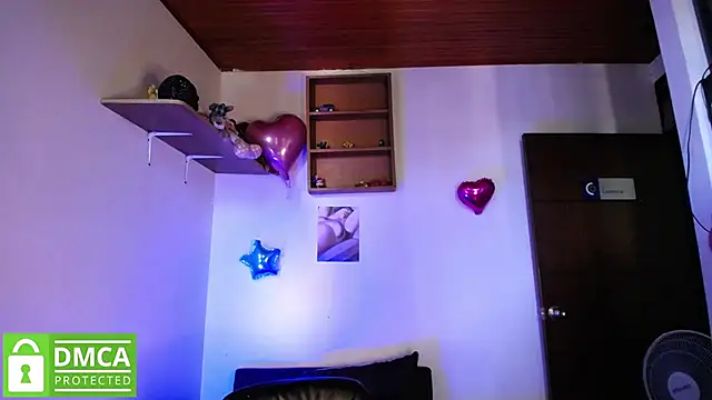 Snapshot of Mr_MrsCurie chatting on January 27, 9:00 pm Mr MrsCurie online show from January 27, 9:00 pm